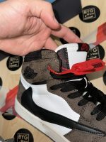 Travis Scott x Air Jordan 1 Retro High Og ‘mocha’ - Görsel 4