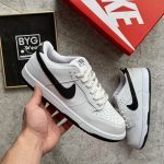 Nike Dunk Low SB Beyaz Siyah
