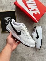 Nike Dunk Low SB Beyaz Siyah - Görsel 2