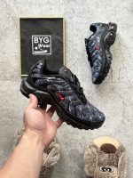 Nike Air Max Plus TN Black University Red